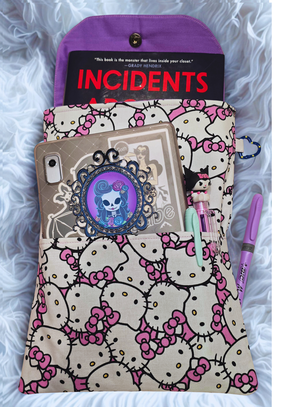 Hard cover book sleeve Hello Kitty